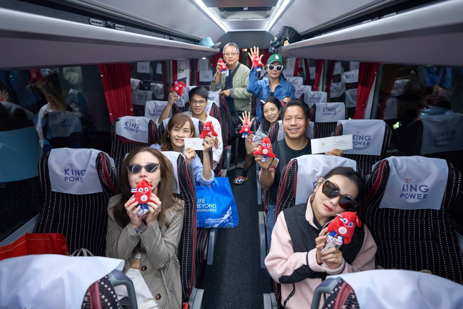 ลูกค้าจาก King Power สัมผัส EURO 2024 ถึงขอบสนาม ประเทศเยอรมนีทริปดูบอลระดับโลก และ ต่อด้วยทริป  Paris 2024 Summer Olympics