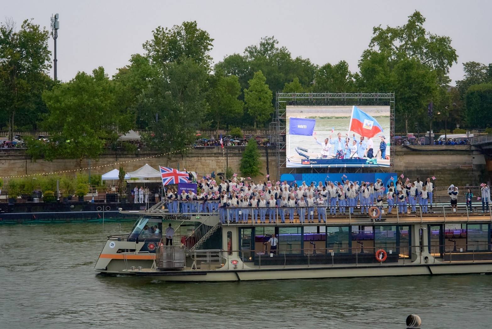 ลูกค้าจาก King Power สัมผัส EURO 2024 ถึงขอบสนาม ประเทศเยอรมนีทริปดูบอลระดับโลก และ ต่อด้วยทริป  Paris 2024 Summer Olympics